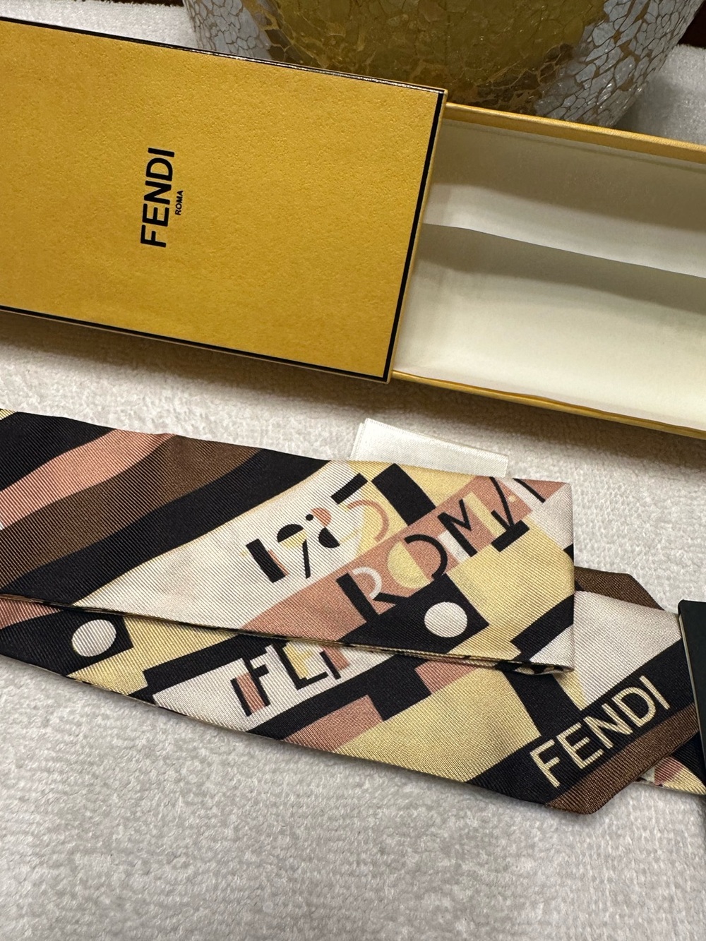 NWT Fendi Roma 1925 Silk Wrappy Twilly Scarf Made in Italy
